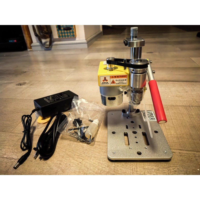 Miniaturowa wiertarka stołowa  – Benchtop Drill Press Mini Variable Speed recenzja i cena